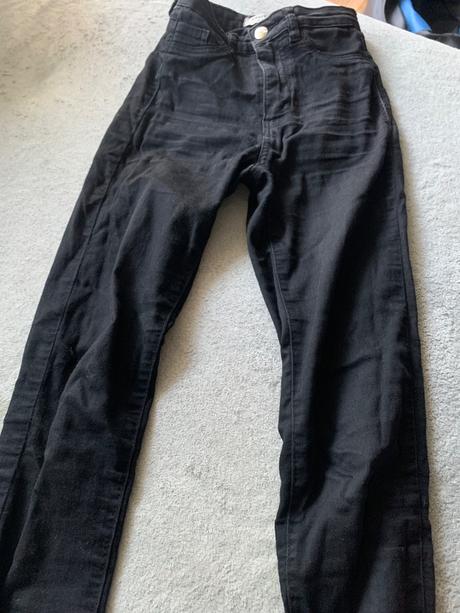 Dievcenske rifle, tally weijl,158