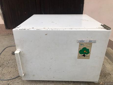 Mraznicka 60 l calex,