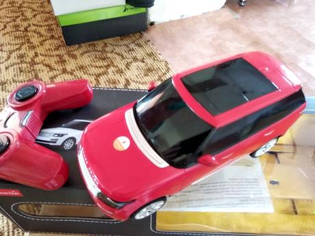 Auto land rover na diaľkové ovládanie, 