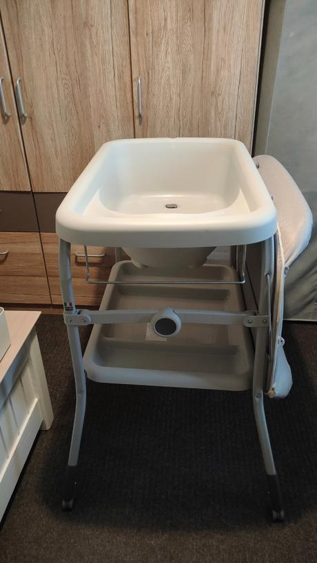 Prebaľovaci pult chicco, 