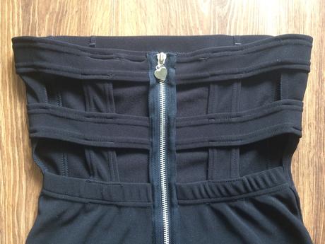 Minišaty so zaujimavym chrbtom, tally weijl,xs