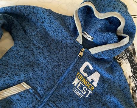 Teplá mikinka s kapuckou v. 116, 116