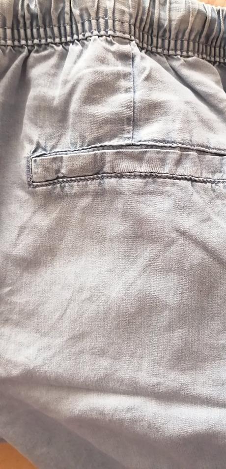 Tenké rifľové nohavice, esmara,m