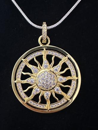 Medailón energie slnka, 