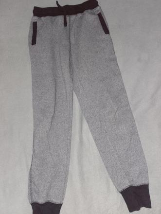 Tepláky v top stave zateplene, sinsay,146