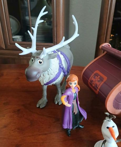 Krásne postavičky z rozprávky frozen, 