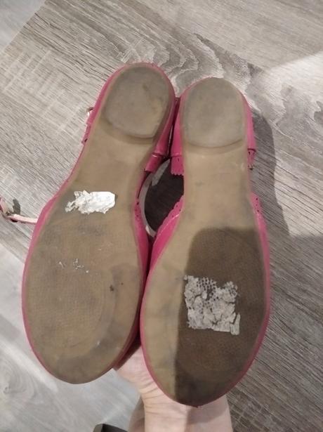 Ruzove sandale 34, 34