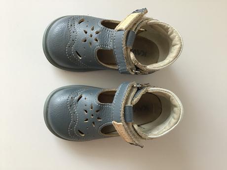 Celokožené sandalky, 21