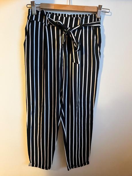 Ľahké nohavice, lindex,134