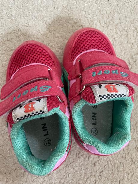 Detske tenisky, 21