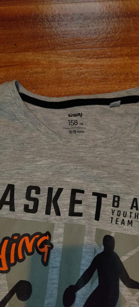 Tričko zdhym rukávom, sinsay,158