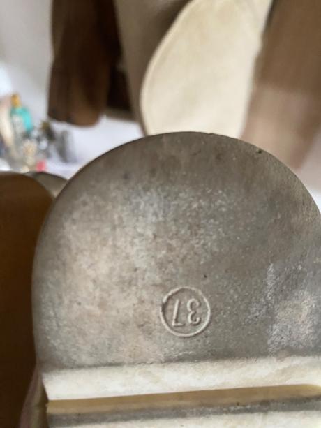 Balerínky na platforme, 37