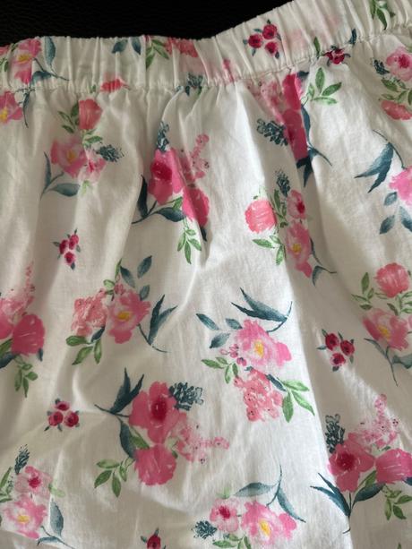 Benetton sukňa, benetton,122