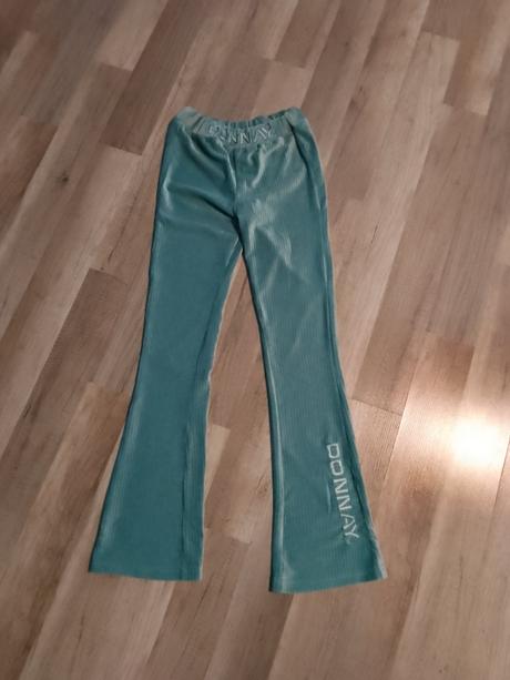 Zvonove tepláky, donnay,146