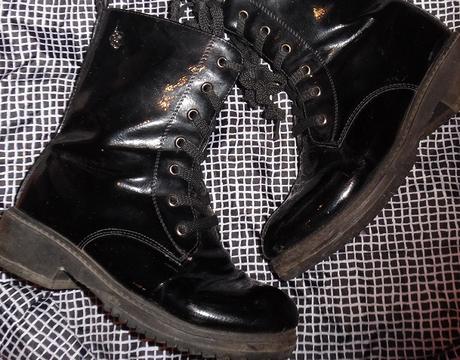 Lakové čižmičky, john garfield,33