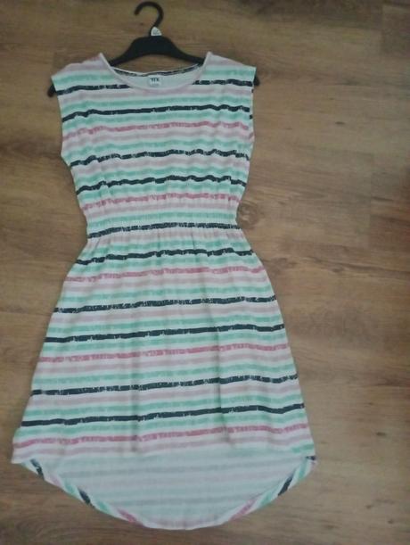 Ľahké letné šaty, kik,146