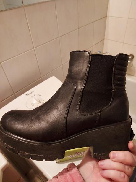 Čierne členkové čižmy, 38