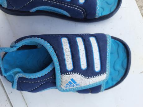 Adidas prezuvky, adidas,25