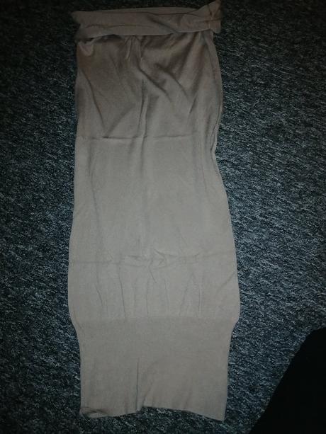 Úpletové šaty s golierom, m