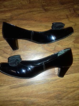 Kožené lodičky, 38