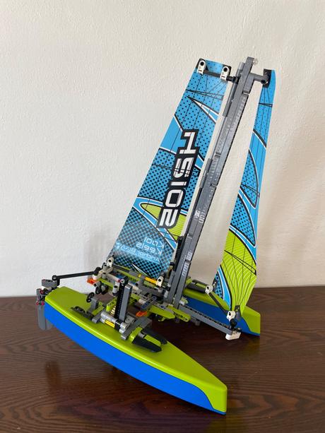 Lego technic catamaran,