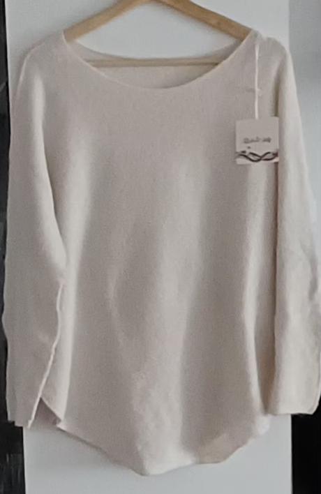 Volný pulover,