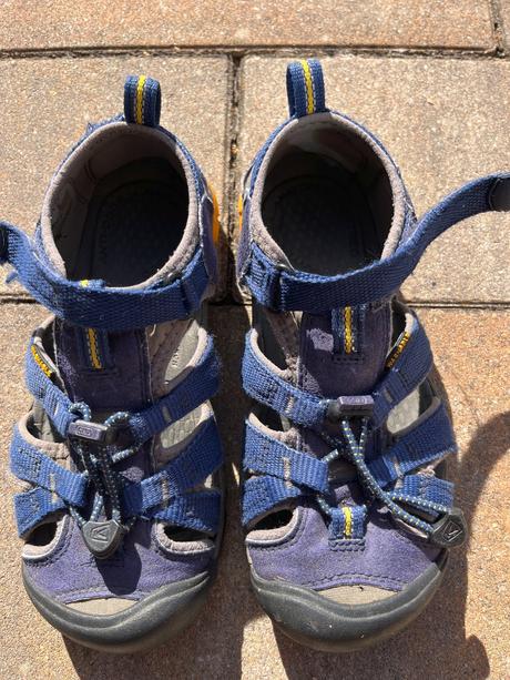 Sandalky keen cnx 34, keen,34