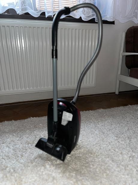 Predam detsky vysávač theo klein miele 2+, 