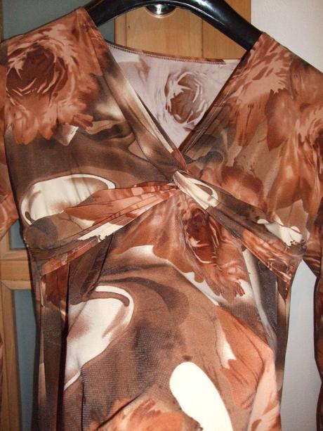 Elegantná tehotenská blúzka, 36