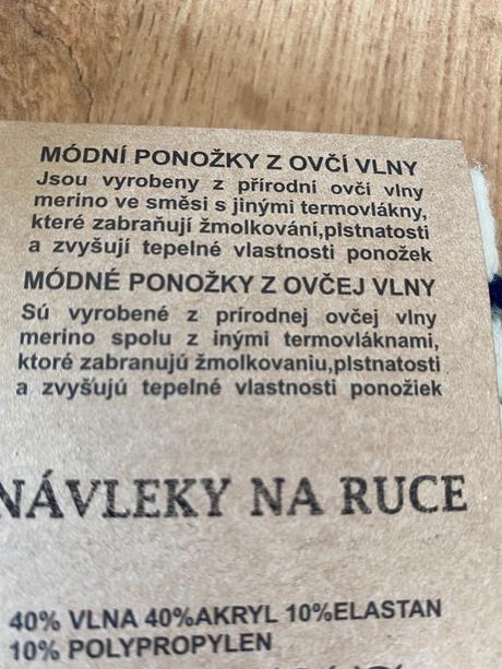 Návleky na ruky z ovčej vlny, 140