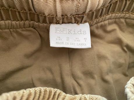 Hnedé gate, f&f,104