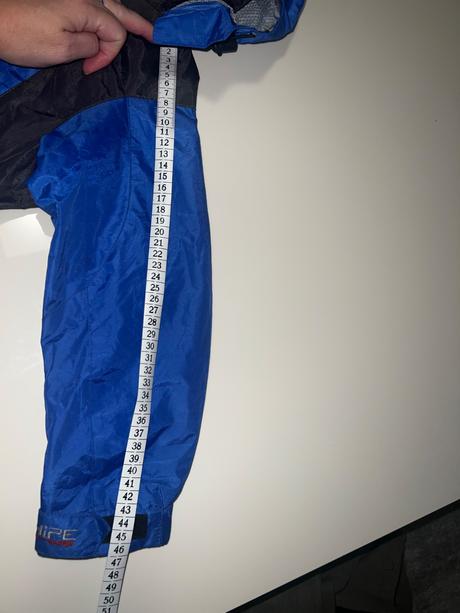 Prechodná bunda zn. peak performance, 110