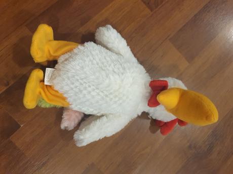 Plyšový kohútik, sám stojí, 