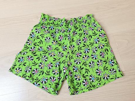 Kratke nohavice, benetton,140