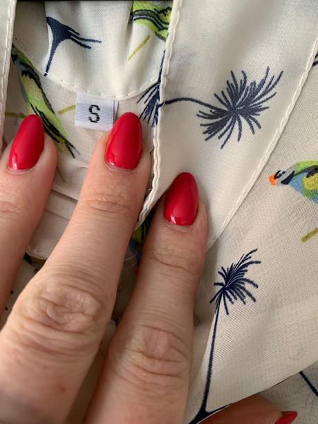 Blúzka s papagájovým vzorom, s