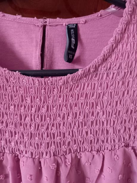 Ružovo-fialová blúzka, 34