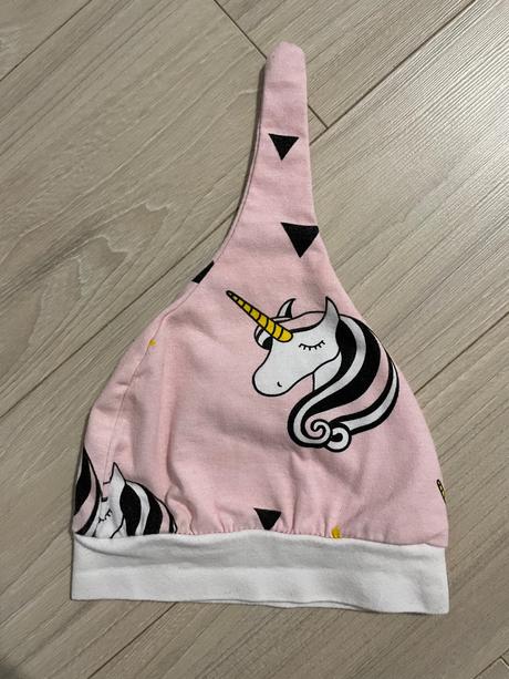 Čiapočka s jednorožcom, <50