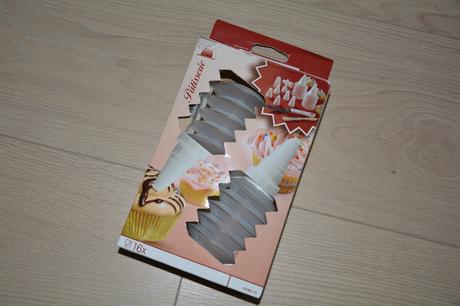 Sada na zdobenie 16-dielna, 