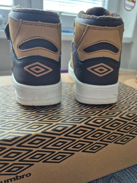 Chlapčenská obuv, umbro,32