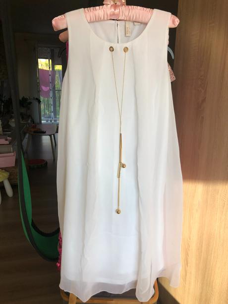 Šaty s módnou ozdobou, bonprix,40