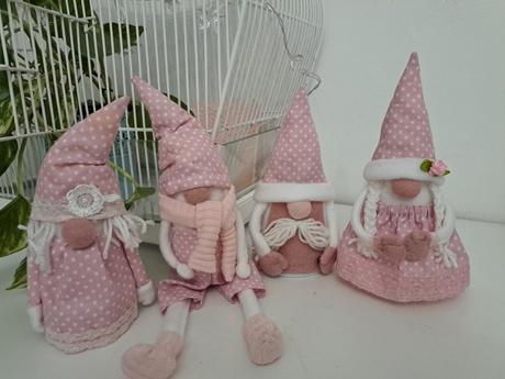 Škriatkovia - dekorácia,