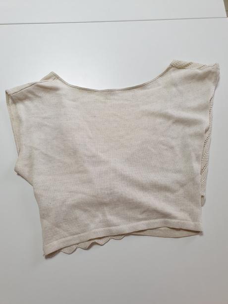 Krátky pletený svetrík retro, l