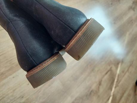 Prechodne tmave topanky, 40