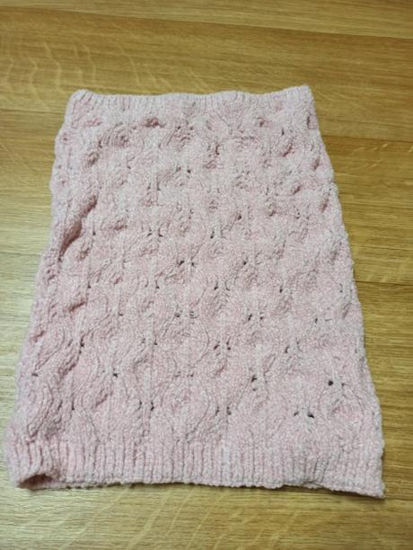 Čiapka a šál, 128