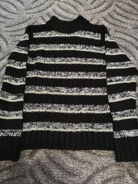 Sveter, 146