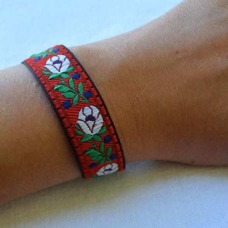 Folklórny, ľudový náramok, vyšívaný, unisex, 