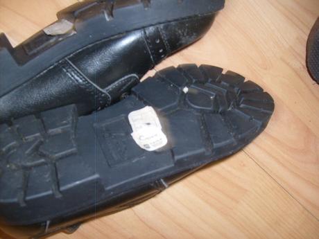 Poltopanky s hrubsou gumovou podrazkou, 34