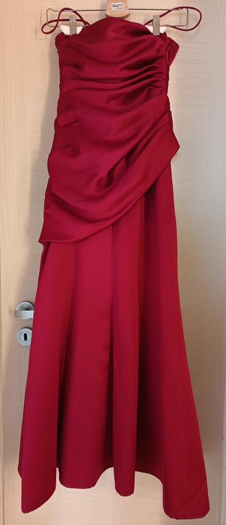 Spoločenské saty, 34