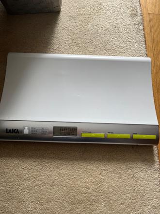 Novorodenecká váha, laica