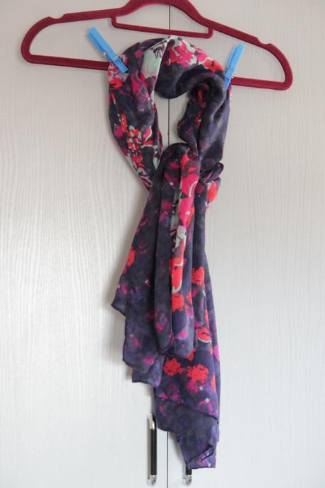 Veľký kvietkovaný šál,